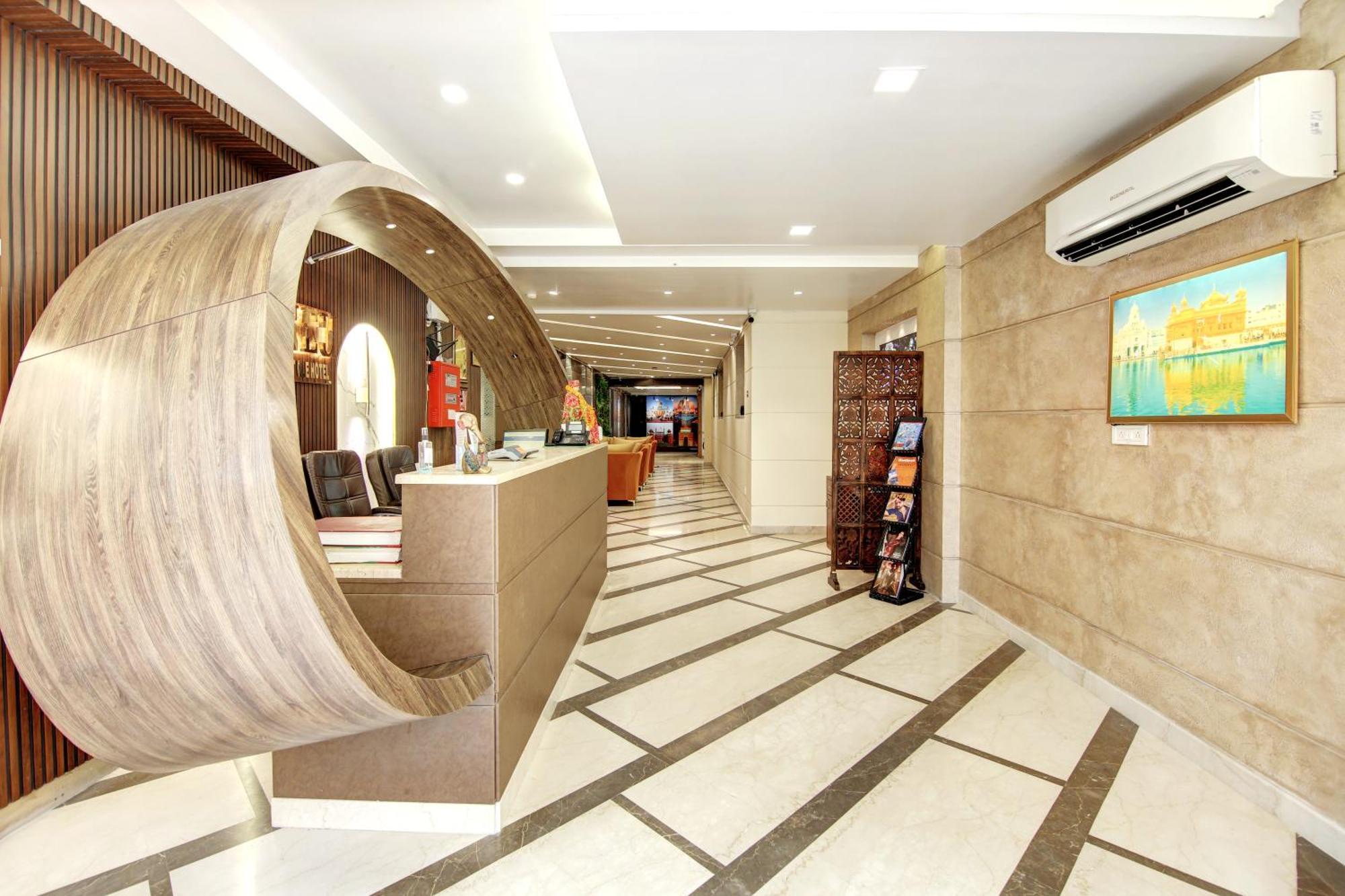 Hotel Neu Villa - Near Connaught Place & New Delhi Railway Station Eksteriør bilde